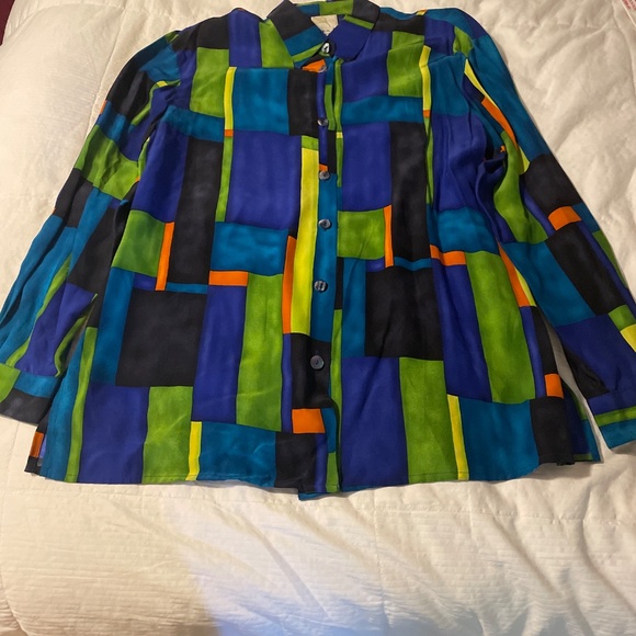 Tops - Picture 2 of 2